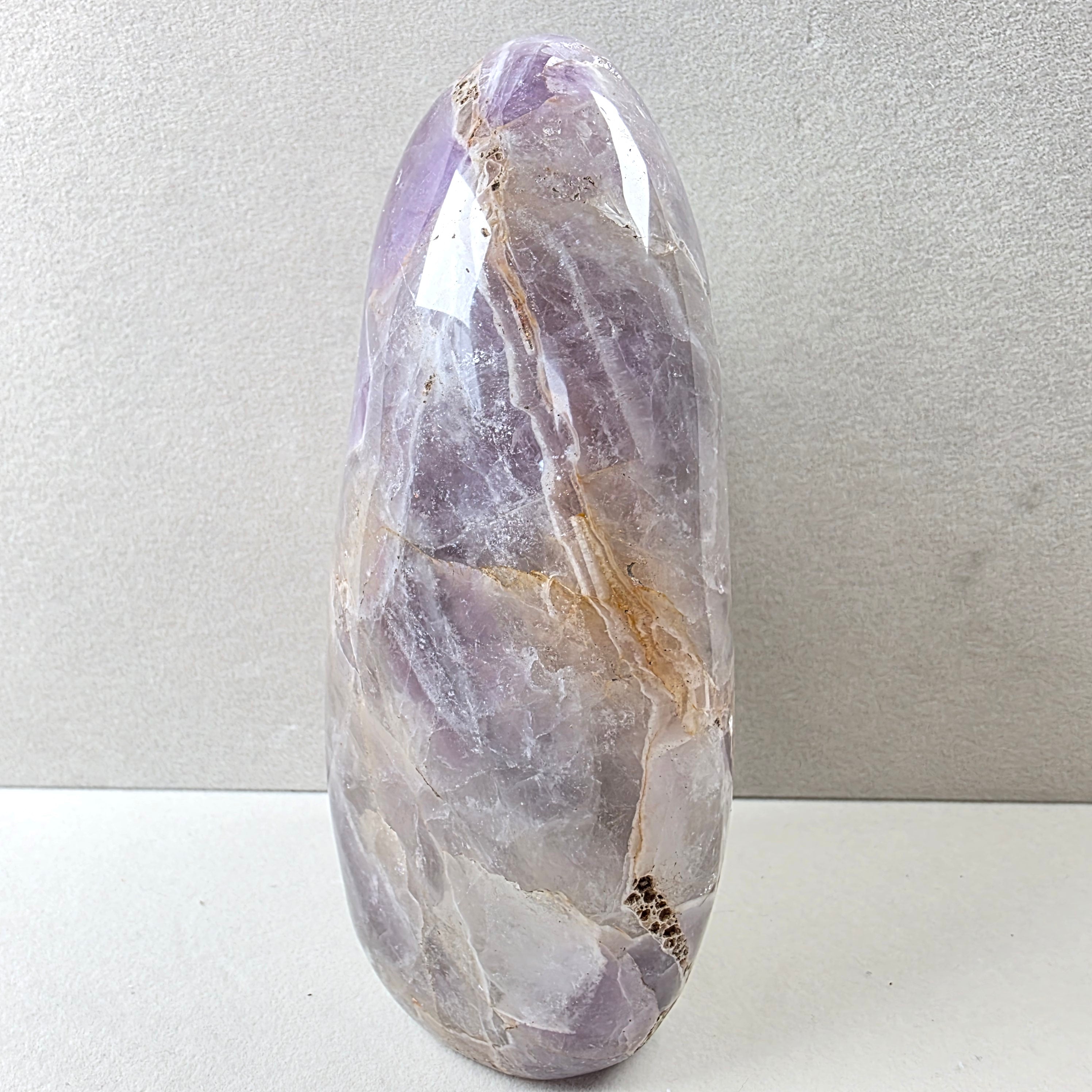 Amethyst Chevron +/- 0,988 kg 13,5x8x5,5 cm