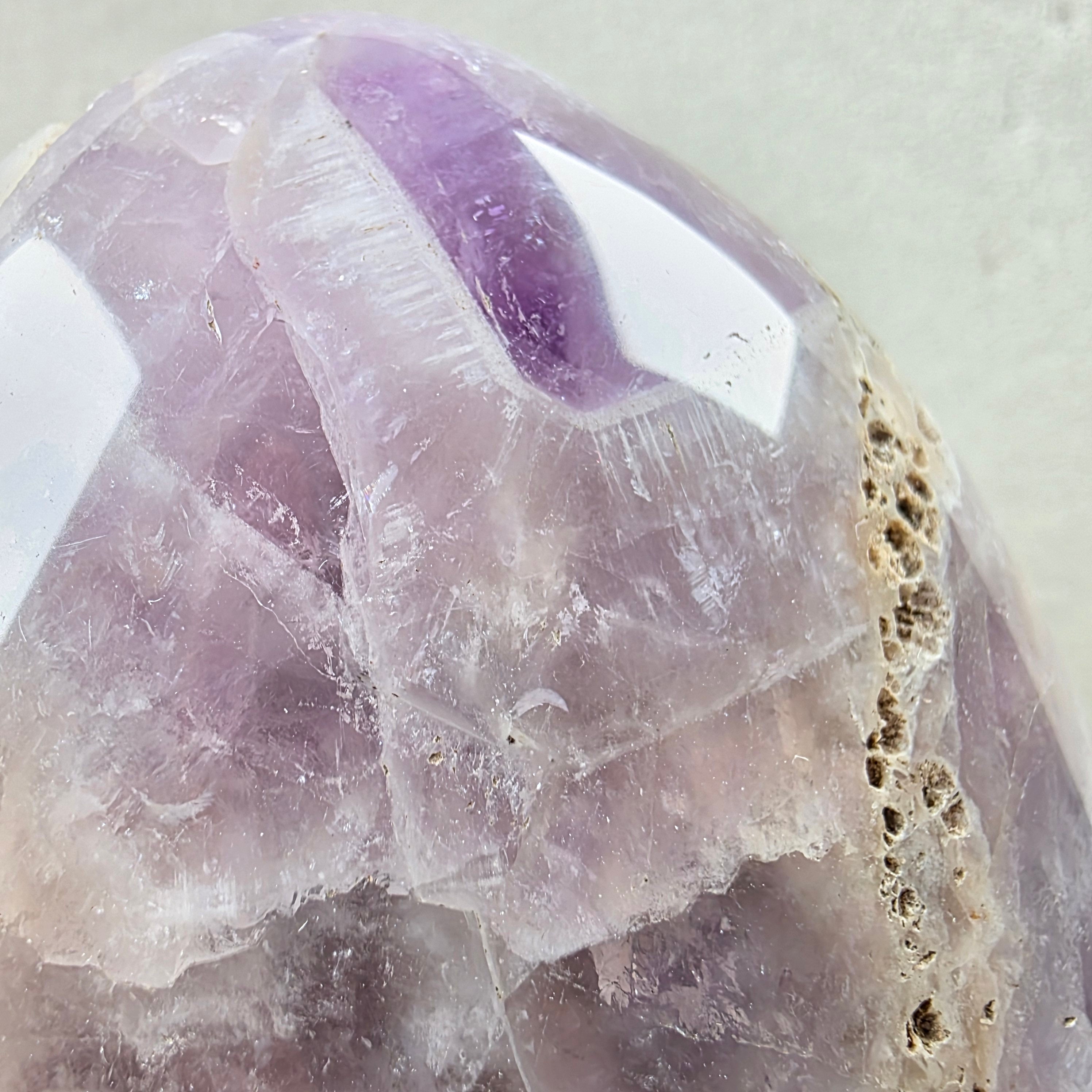 Amethyst Chevron +/- 0,988 kg 13,5x8x5,5 cm