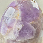 Amethyst Chevron +/- 0,988 kg 13,5x8x5,5 cm