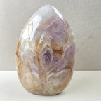 Amethyst Chevron +/- 0,869 kg 13x9x5 cm