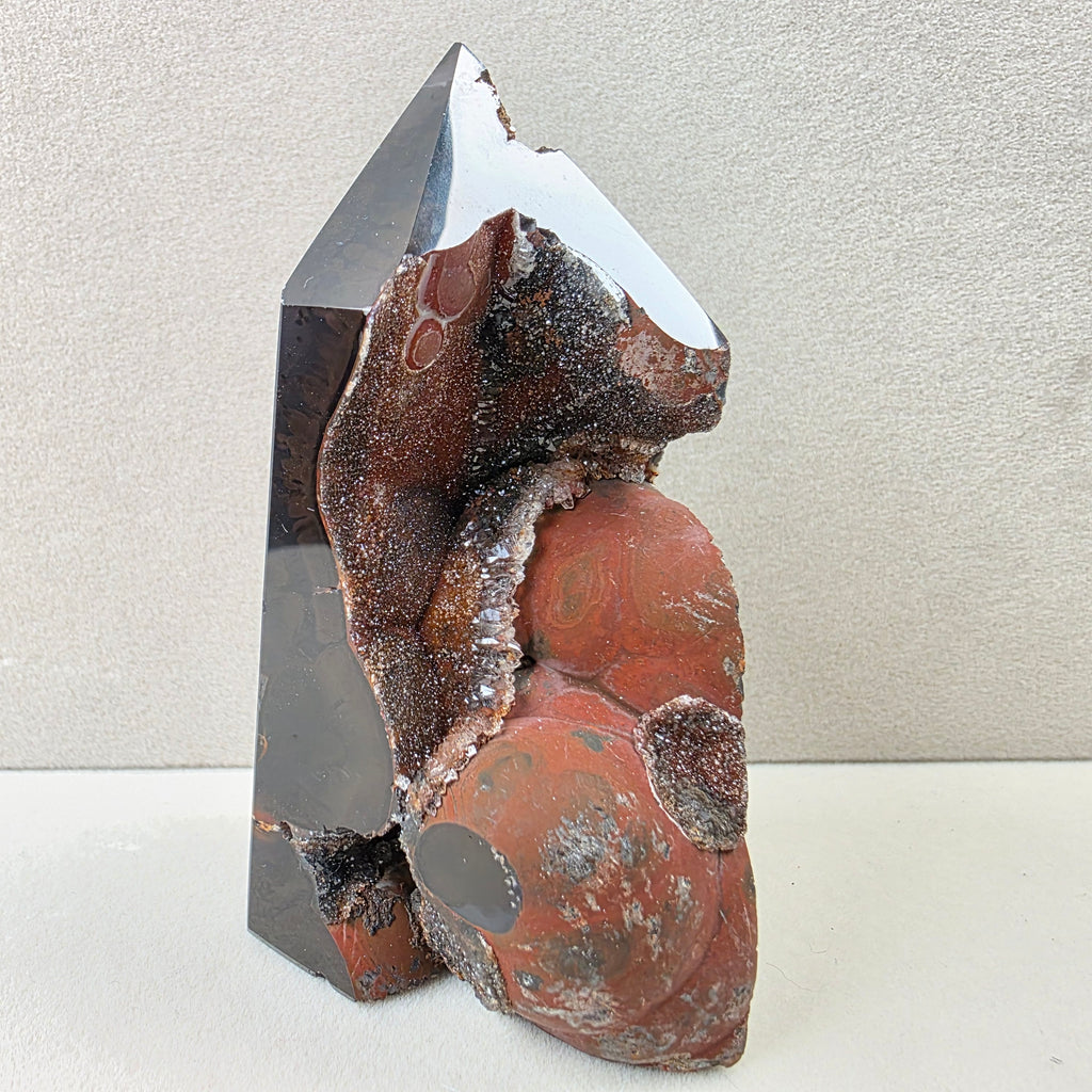 Calcedon +/- 0,146 kg 9x4x4 cm