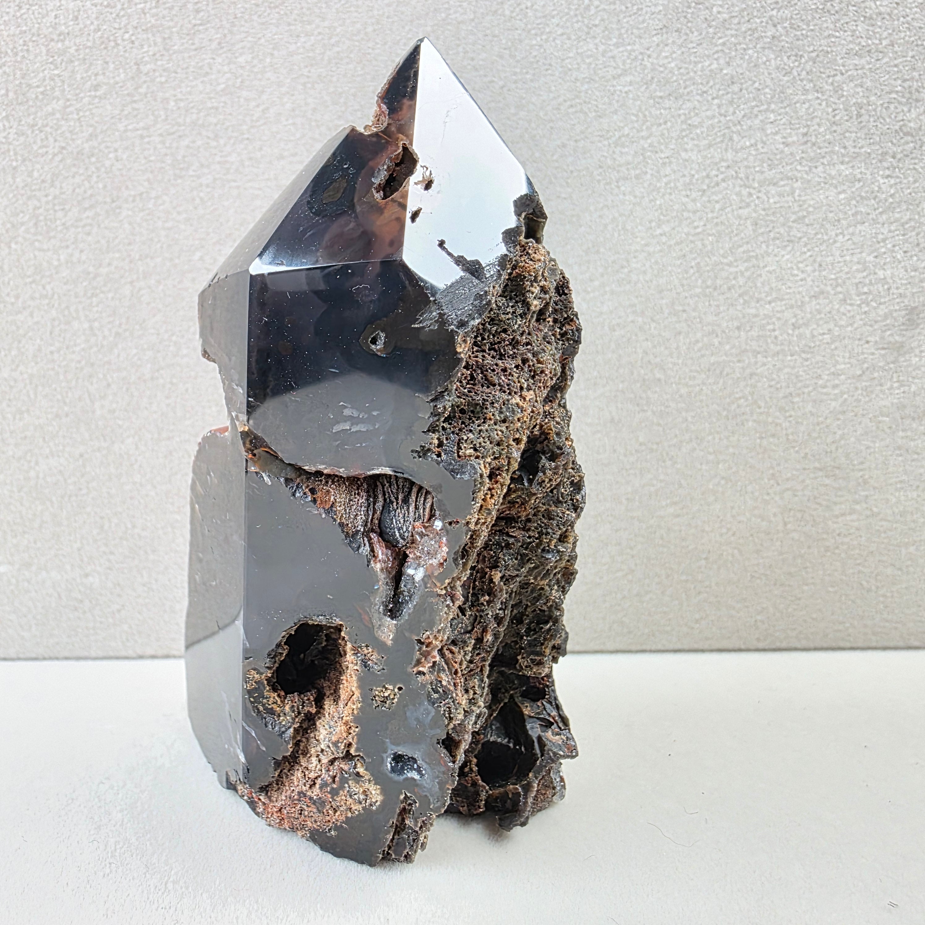 Calcedon +/- 0,146 kg 9x4x4 cm