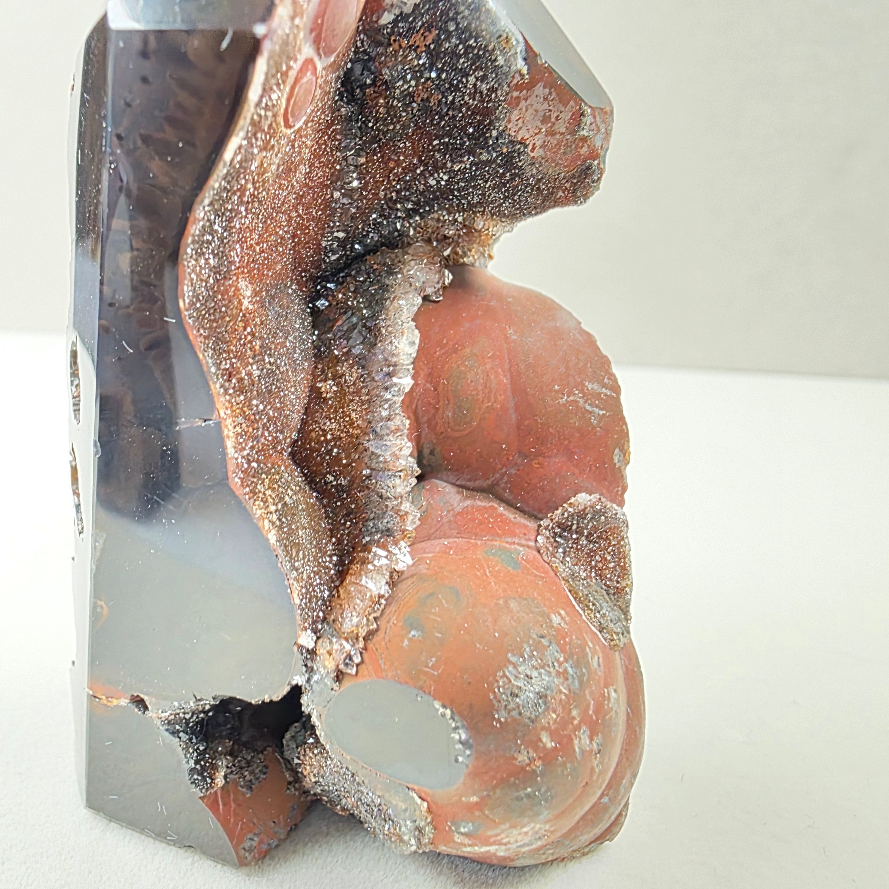 Calcedon +/- 0,146 kg 9x4x4 cm