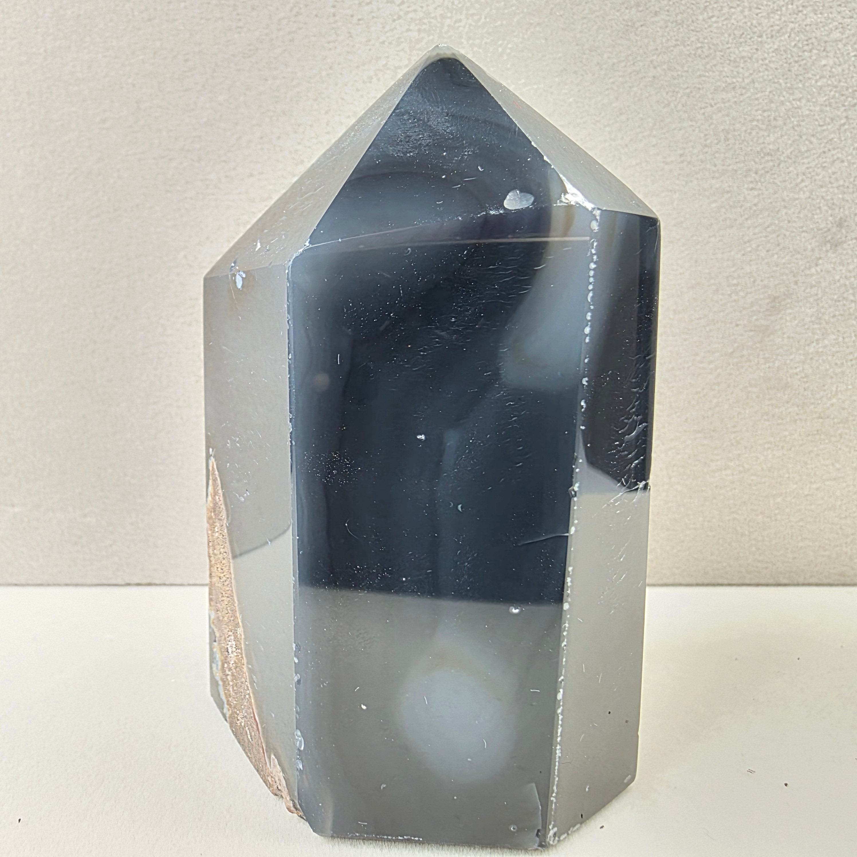 Calcedon +/- 0,277 kg 9x4,5x5 cm
