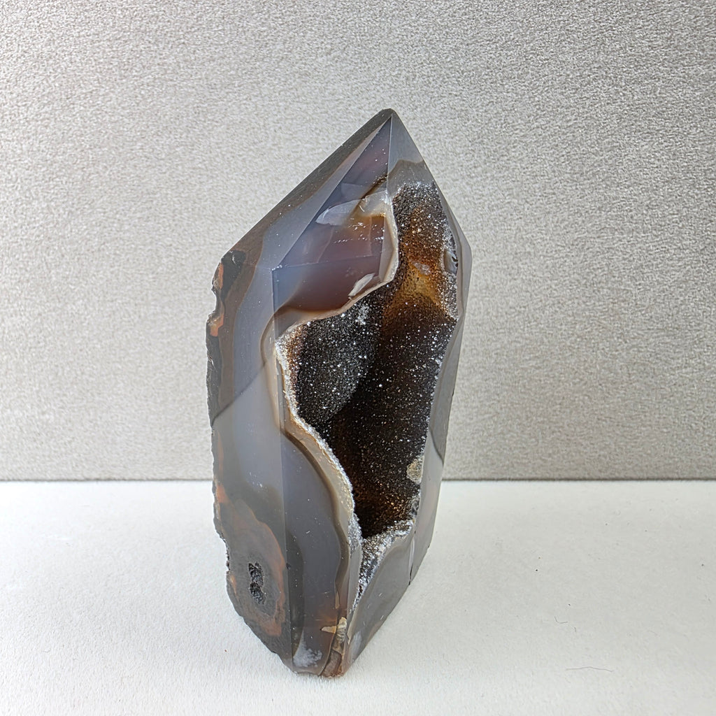 Calcedon +/- 0,09 kg 6,5x4x3 cm