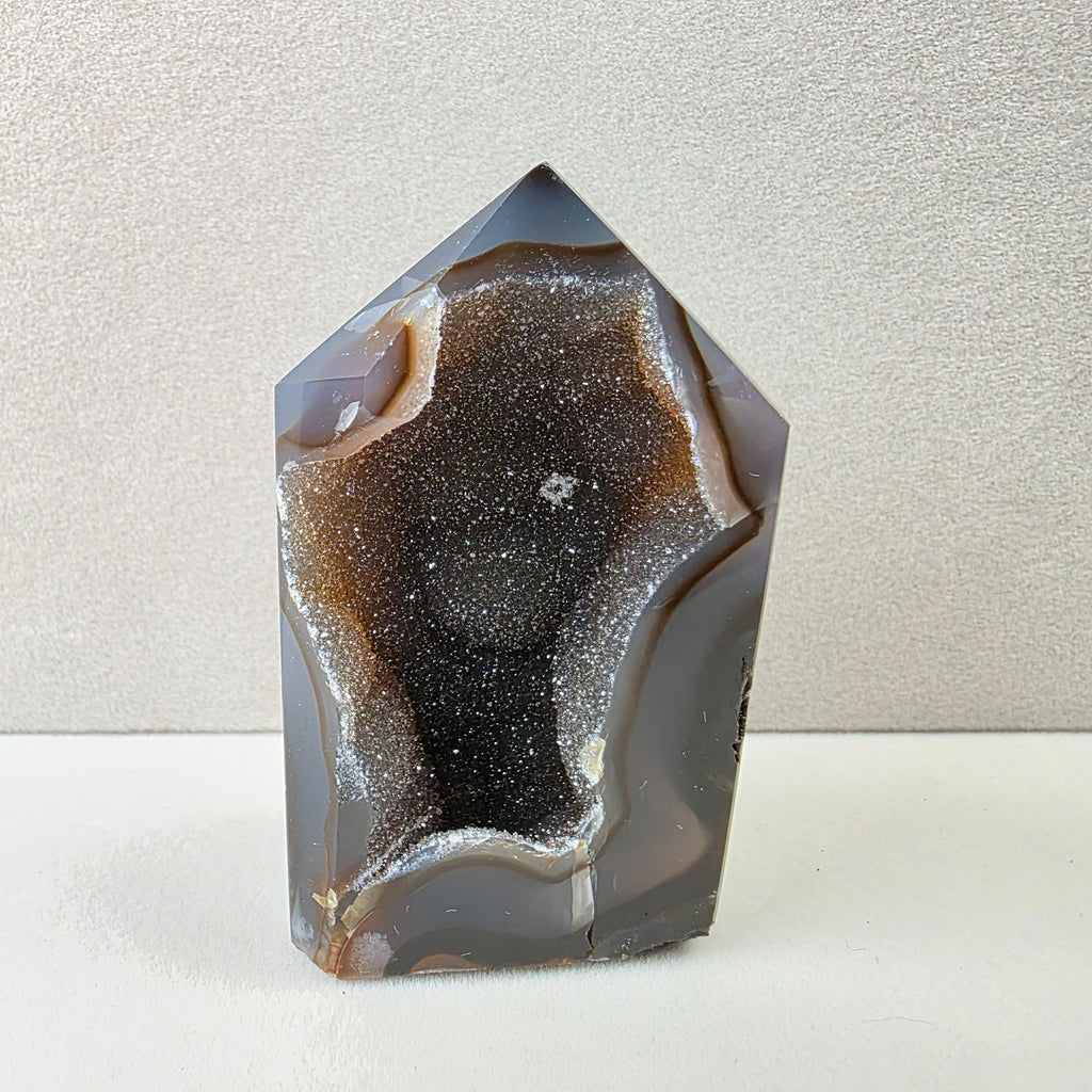 Calcedon +/- 0,09 kg 6,5x4x3 cm