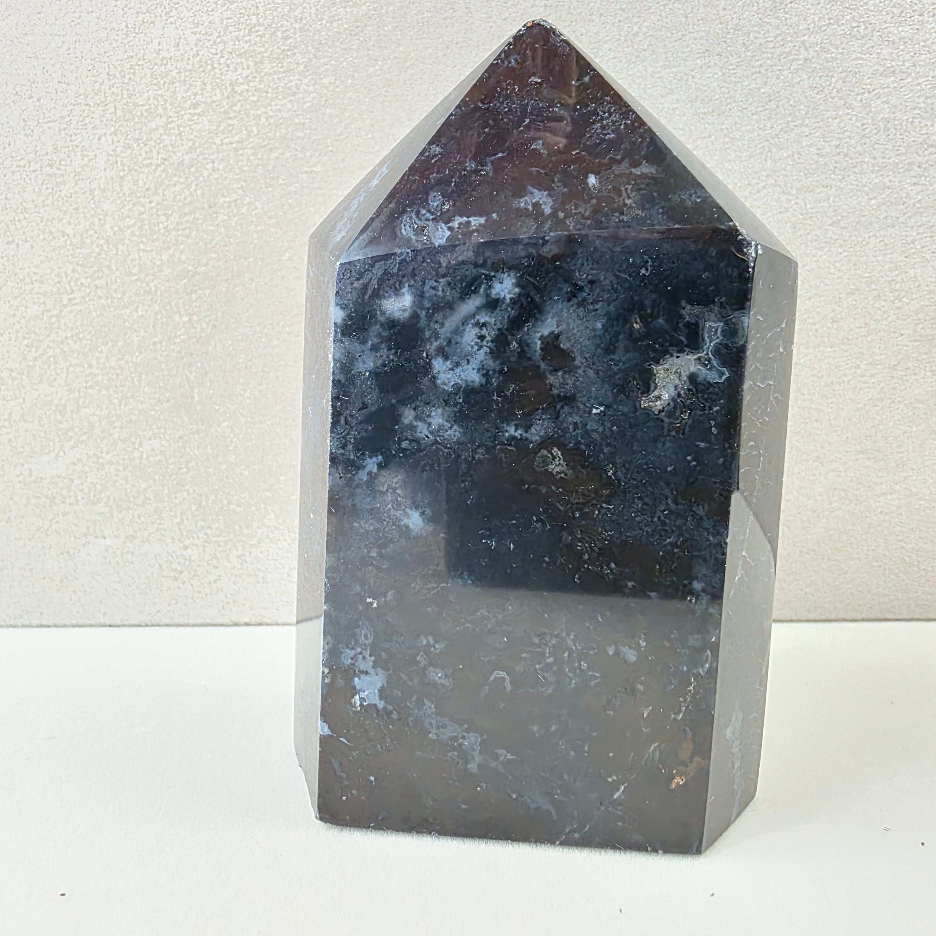 Calcedon +/- 0,252 kg 9x5,5x3,5 cm