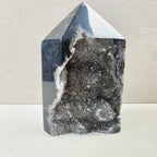 Calcedon +/- 0,252 kg 9x5,5x3,5 cm