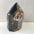 Calcedon schwarz +/- 0,160 kg 7x4,5x3,5 cm