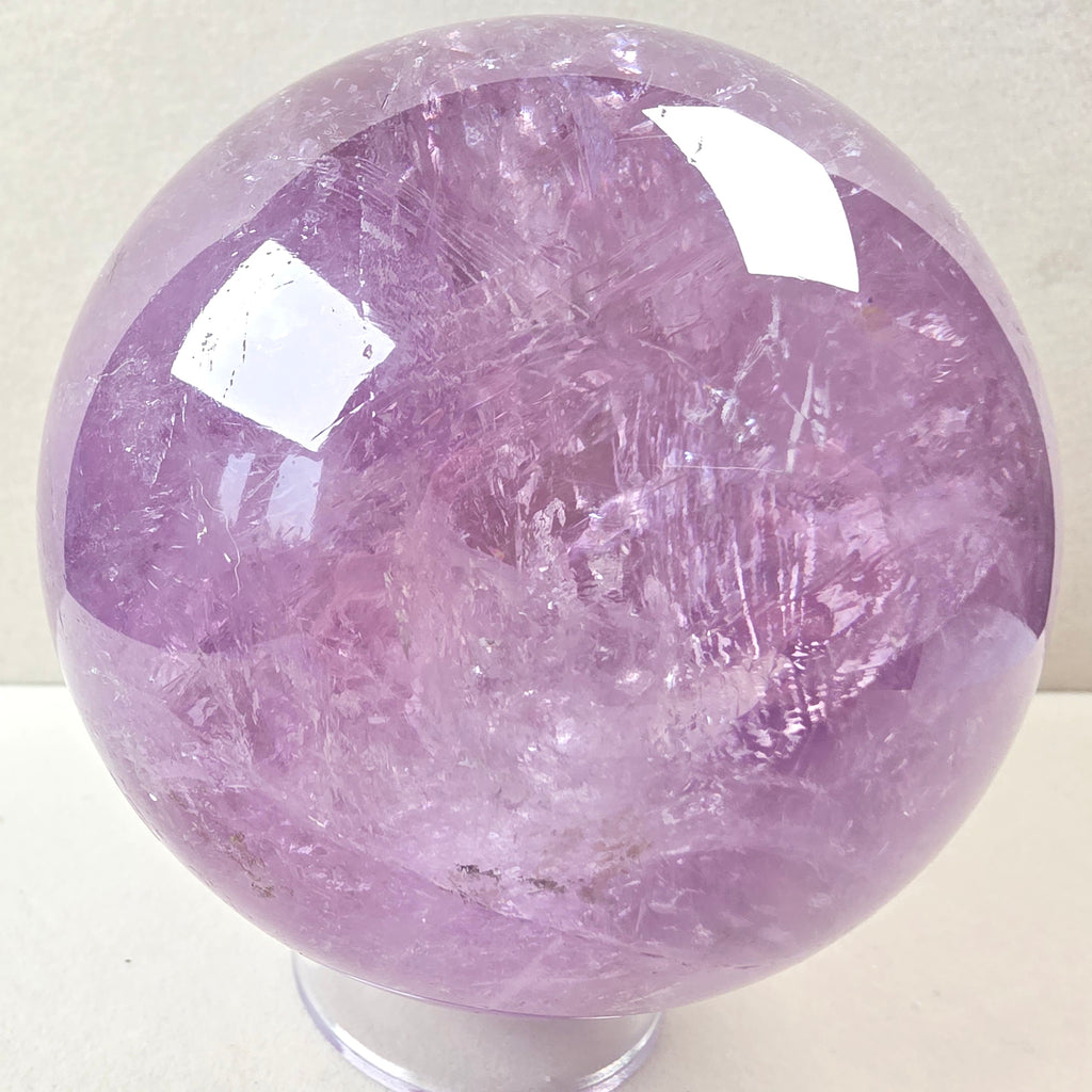 Amethyst Kugel +/- 1,322 kg Ø 10 cm