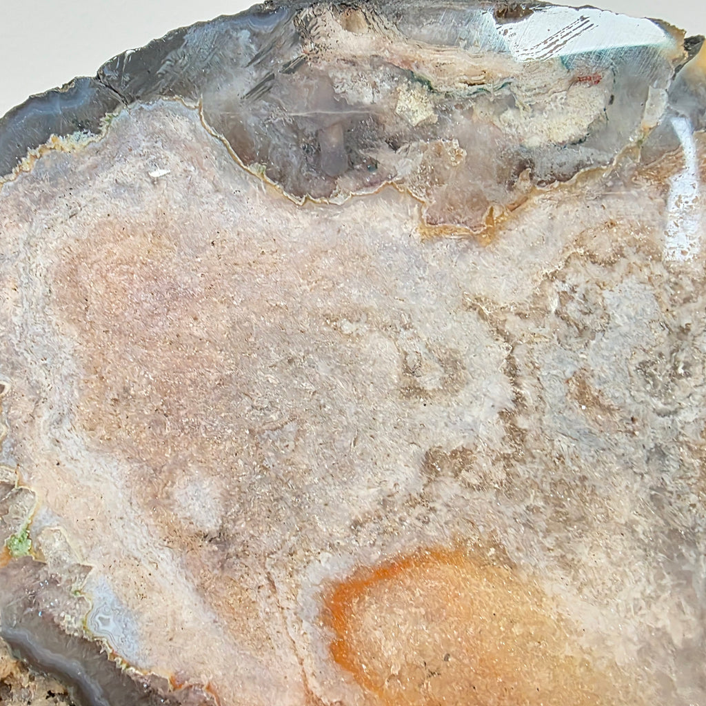 Amethyst rosa +/- 1,82 kg 14x20,5x4 cm