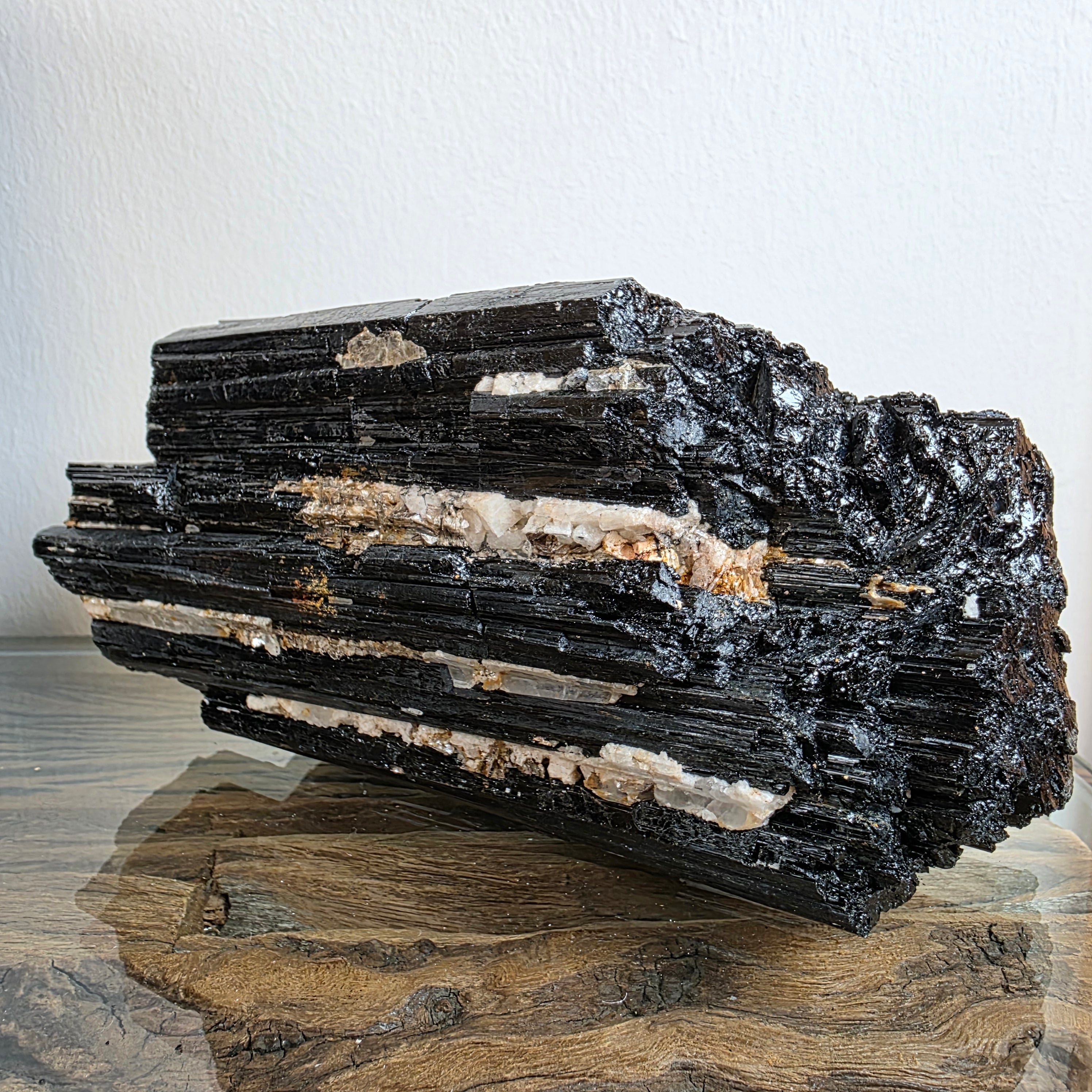 Turmalin Schörl +/- 1,83 kg 8,5x18x8 cm