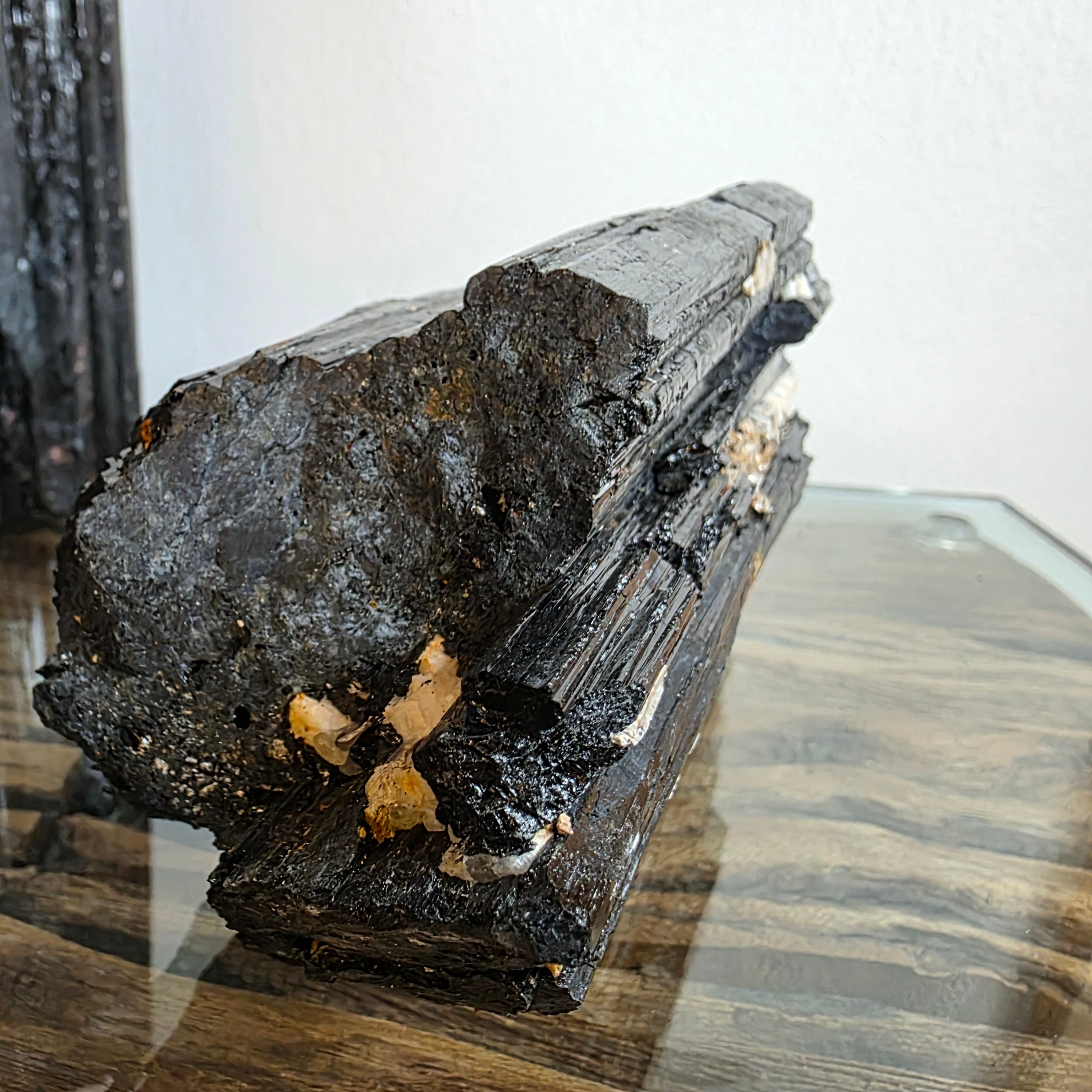 Turmalin Schörl +/- 1,83 kg 8,5x18x8 cm
