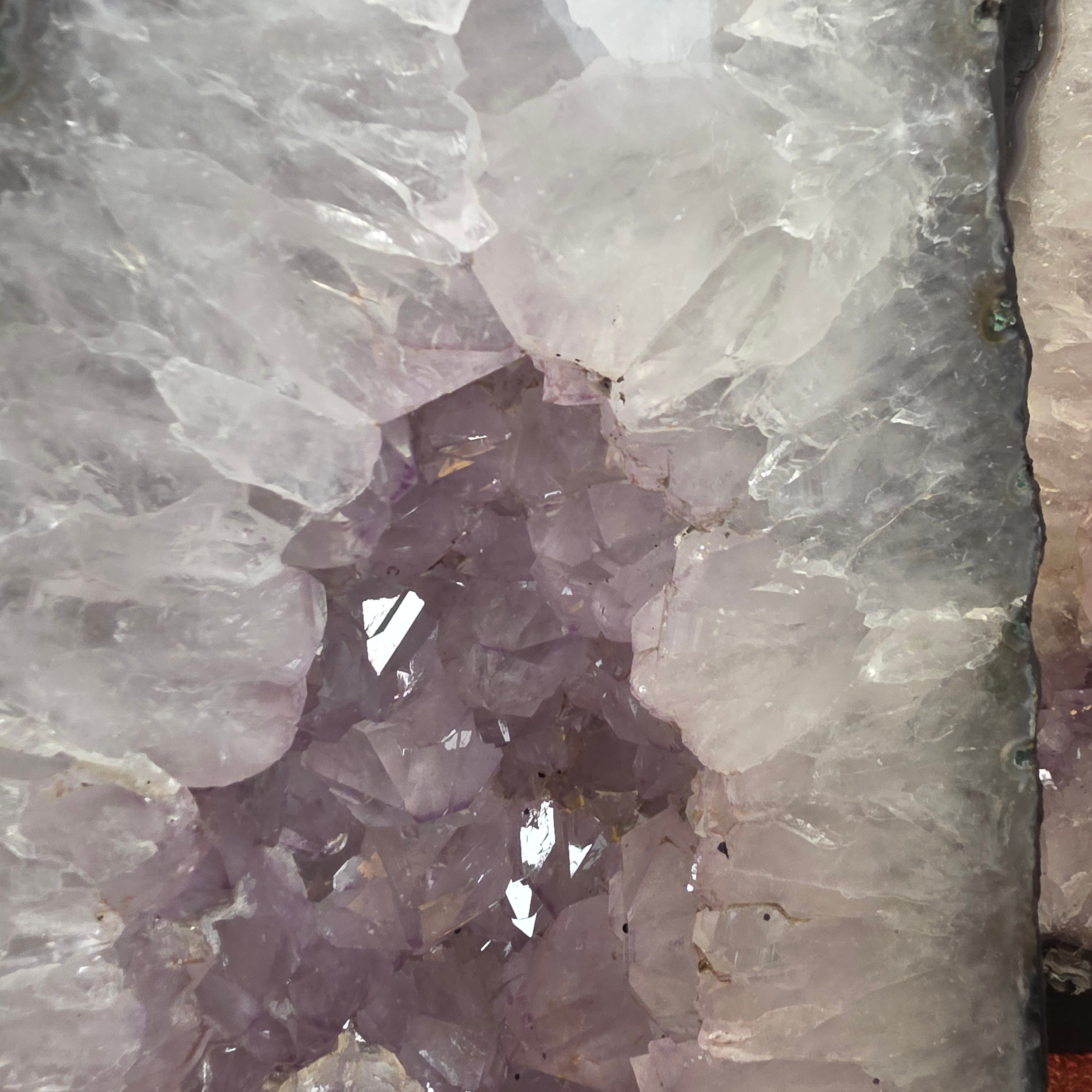 Amethyst +/- 19,25 kg 48,5x27,5x13 cm