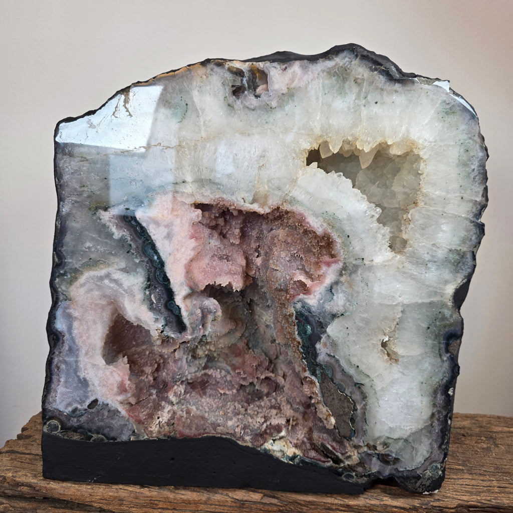Amethyst rosa +/- 32,3 kg 37x35x16 cm