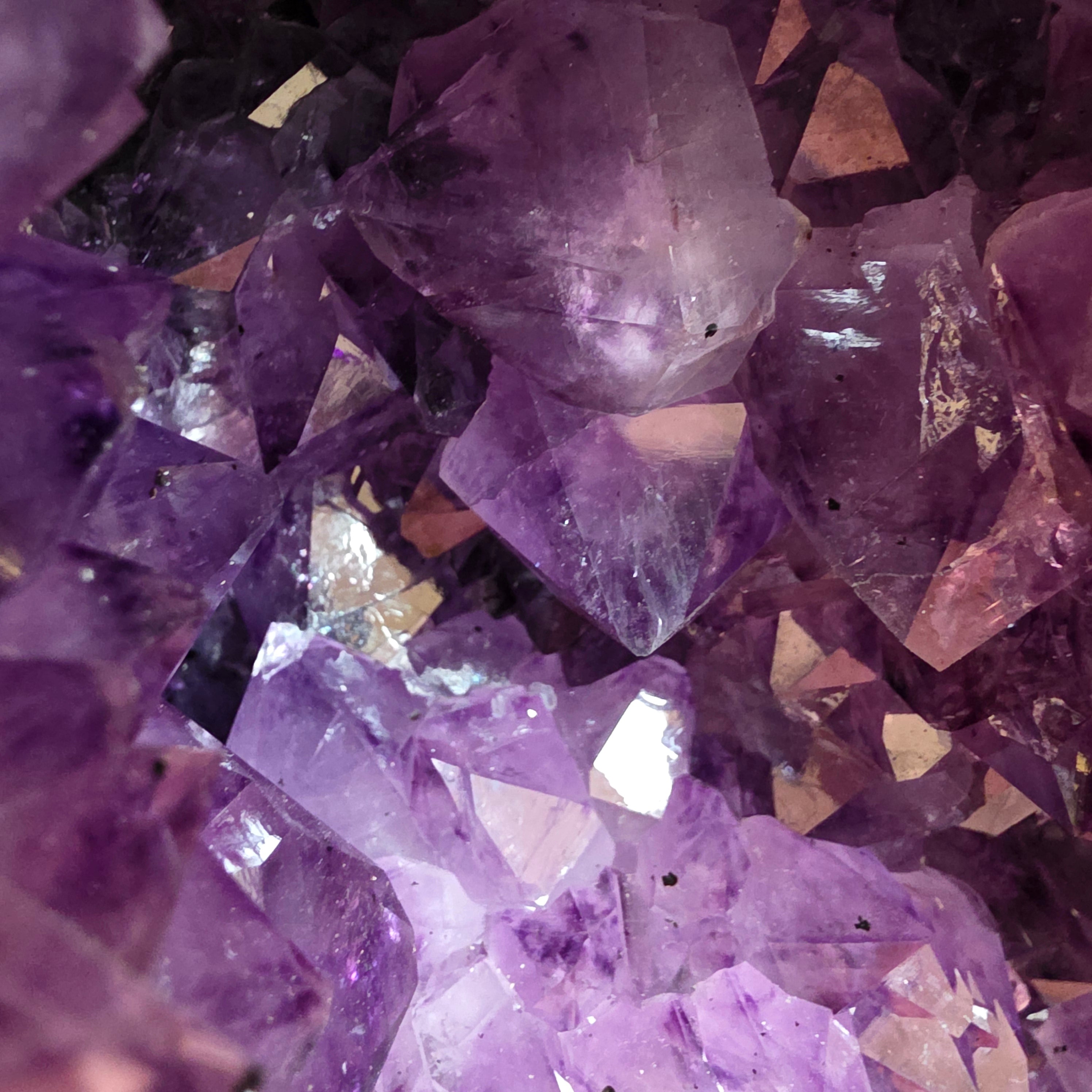 Amethyst +/- 32,65 kg 42,5x32x19 cm