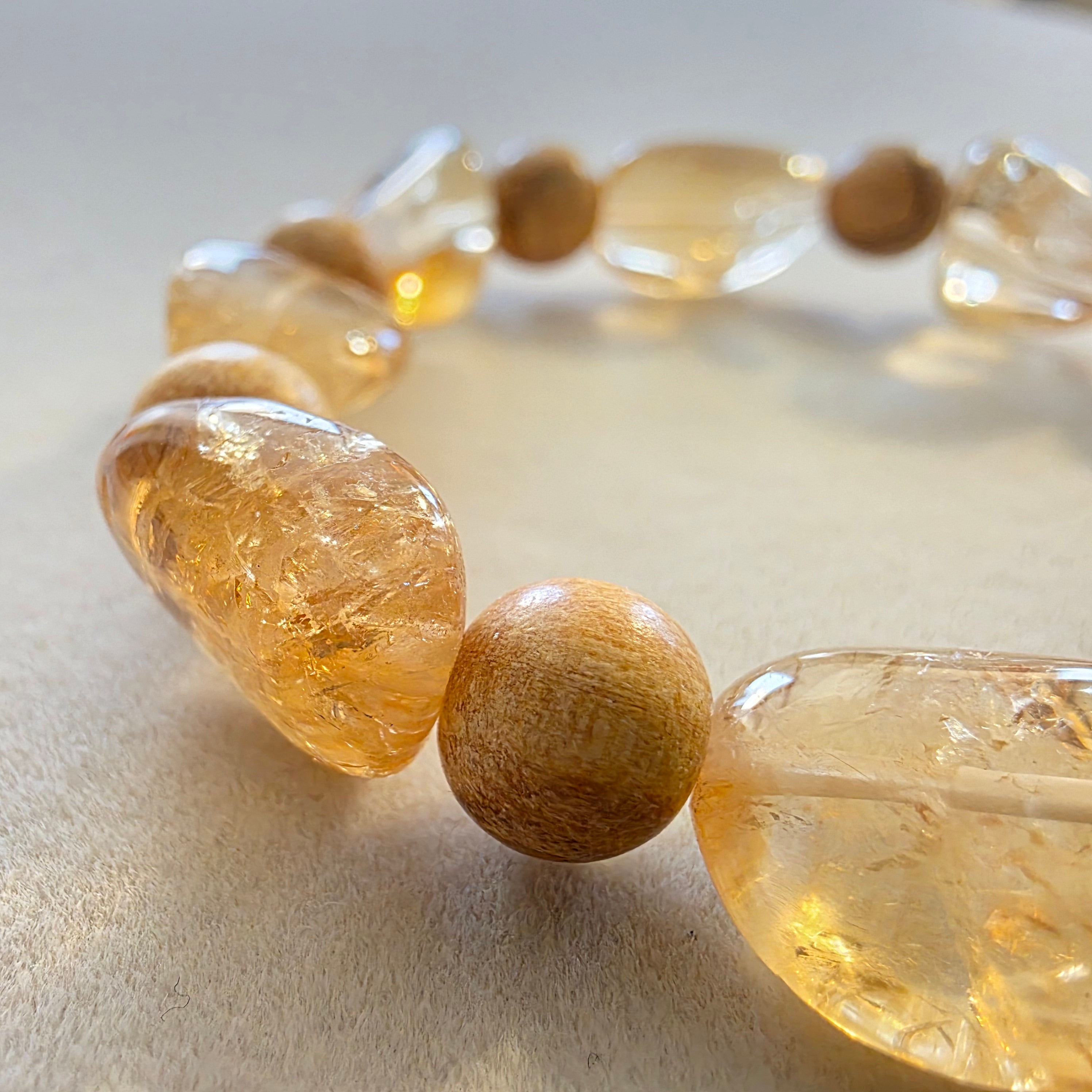 Citrin (Idar-Oberstein) & Palo Santo – handgefertigtes Reiki-Kugelarmband +/- 6-10 mm