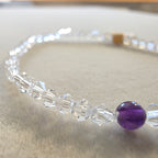 Kristall (facettiert) & Amethyst – handgefertigtes Reiki-Kugelarmband +/- 4 mm