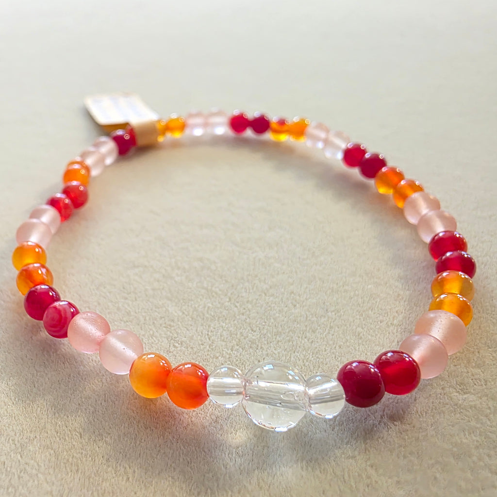 Kirschquarz, Bandachat & Bergkristall – handgefertigtes Reiki-Kugelarmband +/- 4 mm