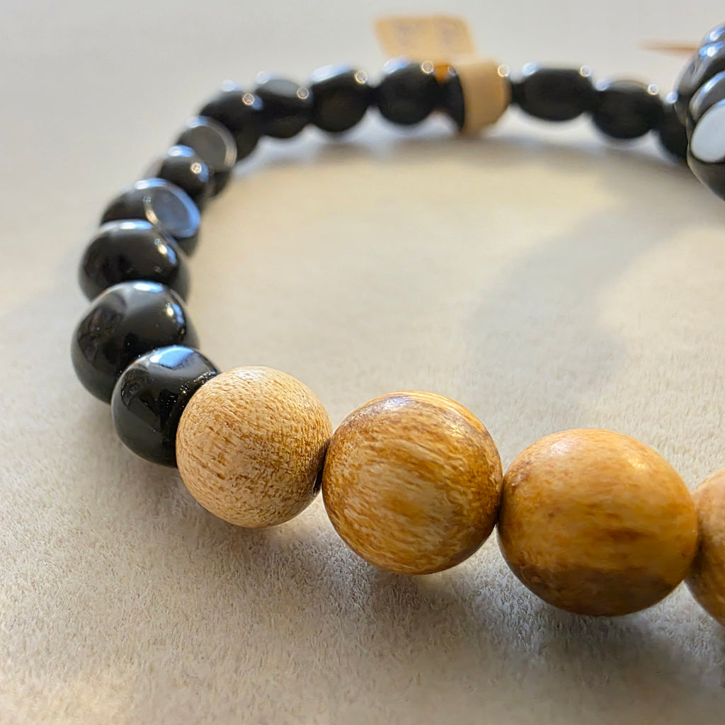 Obsidian & Palo Santo – handgefertigtes Reiki-Armband-Set für Paare +/- 4–6 mm