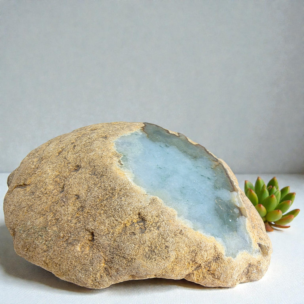 Jade 0,289 kg +/- 10x6x3 cm
