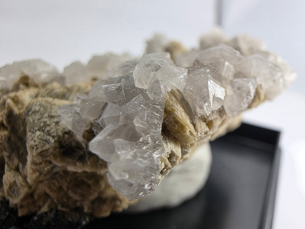 Quarz mit Siderit 0,21 kg +/- 7x6x3 cm