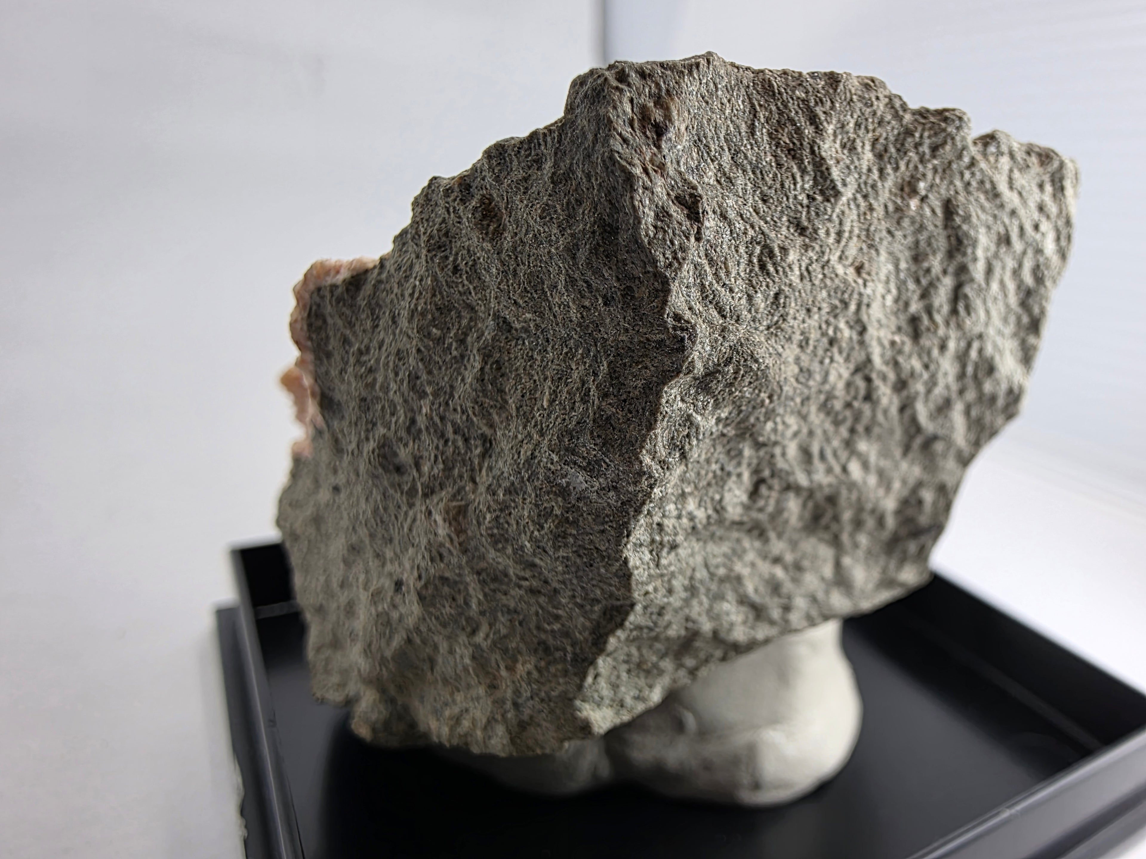 Natrolith-Stufe 0,27 kg +/- 7x7x4 cm