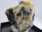 Pyknit („Stengeltopas“) mit Zinnwaldit und Quarz 0,32 kg +/- 6x7x6 cm