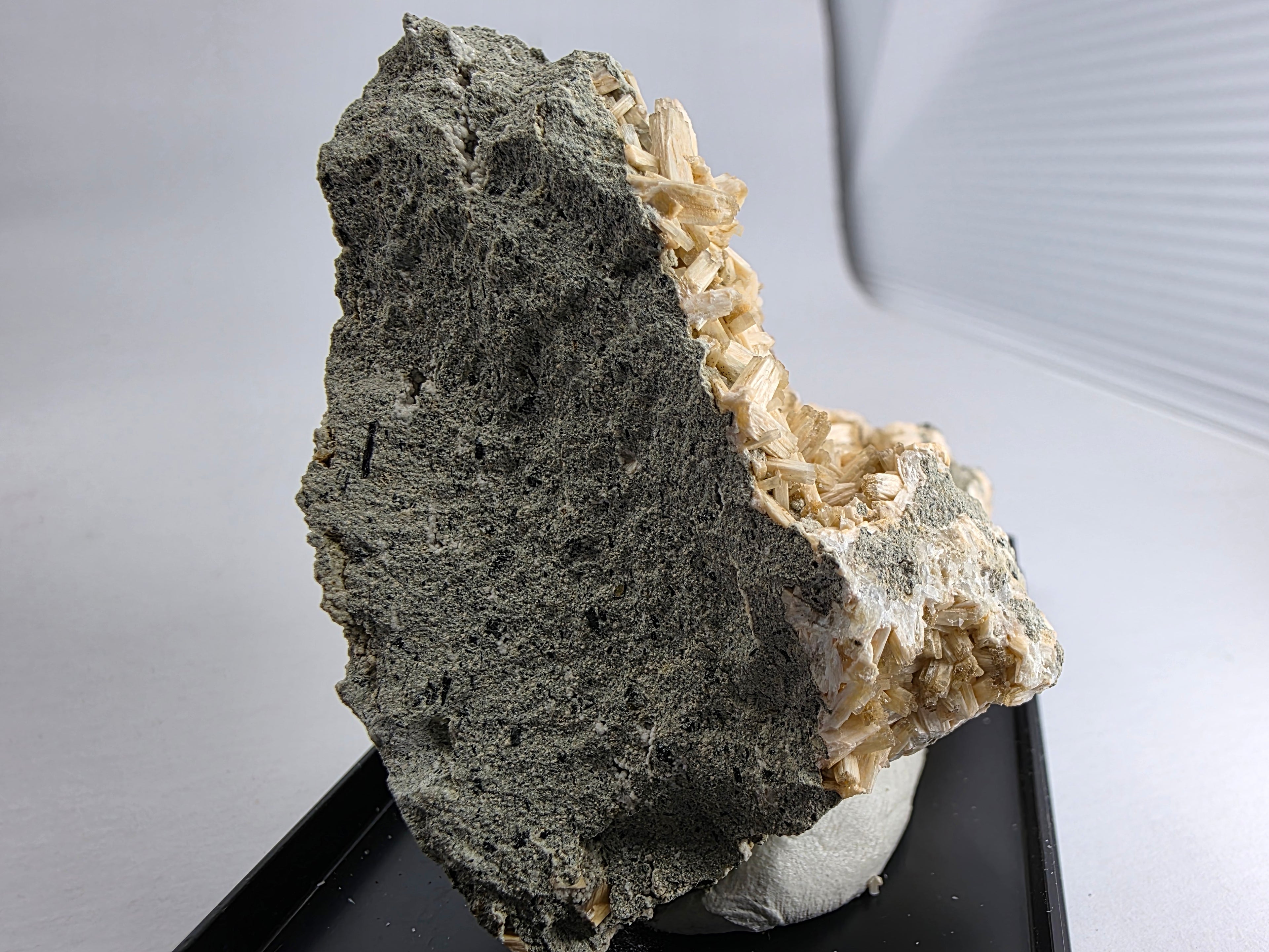 Natrolith 0,088 kg +/- 6x4x6 cm