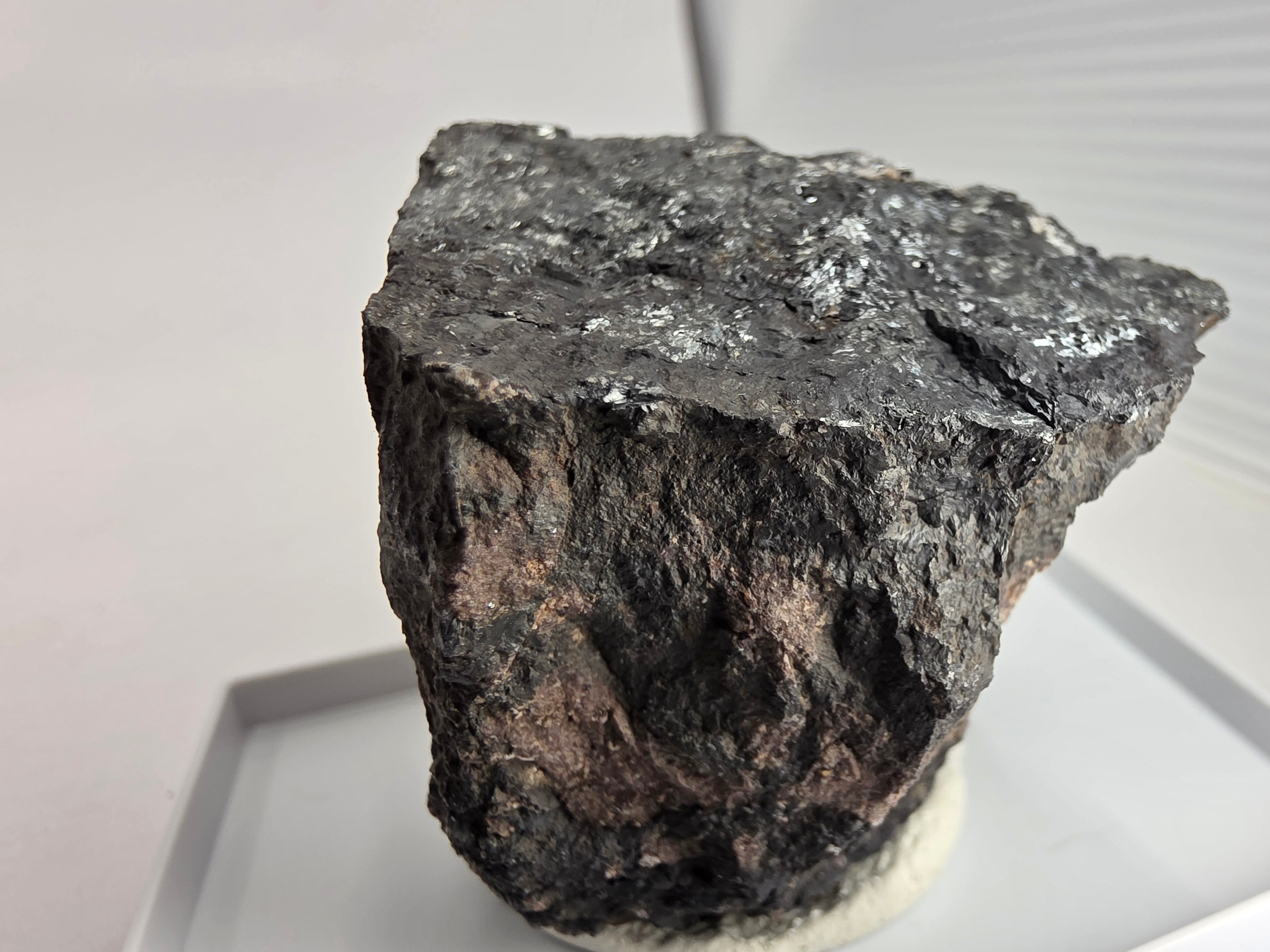 Pyrolusit 0,135 kg +/- 5x4x5 cm