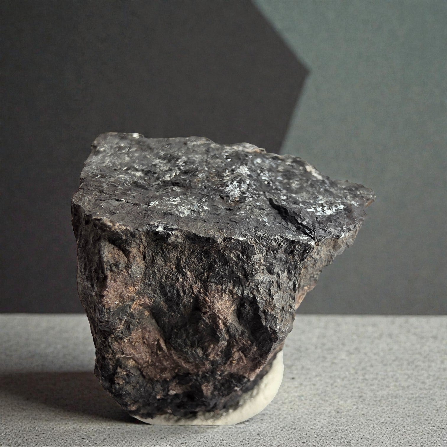 Pyrolusit 0,135 kg +/- 5x4x5 cm