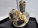Hyalith mit Turmalin 0,06 kg +/- 5x4x4 cm