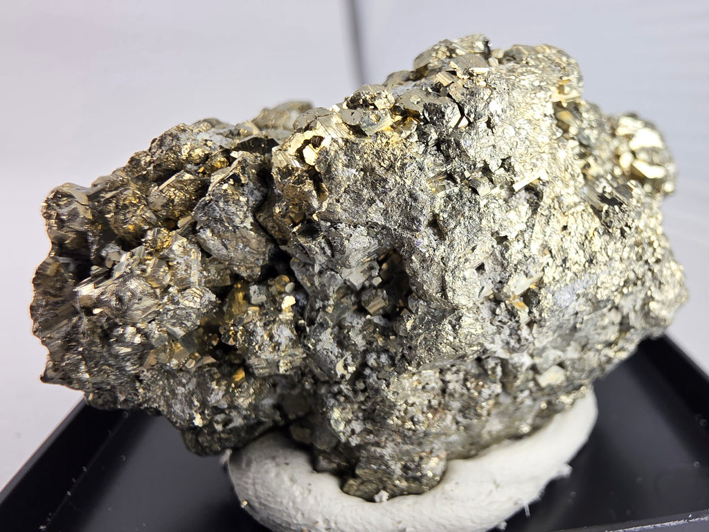 Pyrit (Schwefelkies, „Katzengold“) 0,09 kg +/- 5x3x2 cm